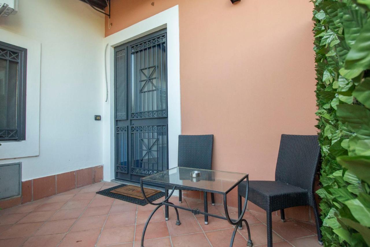 Royal Playa Suite And Apartament -Private Parking- Self Chek Out CTA Exterior foto